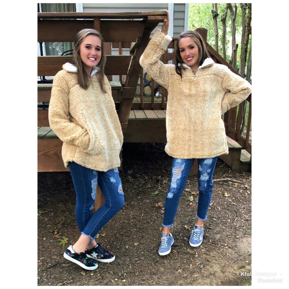 β€οΈSUPER SALE! Zip Up Fuzzy Sherpa Sweatshirt! - Picture 5 of 7